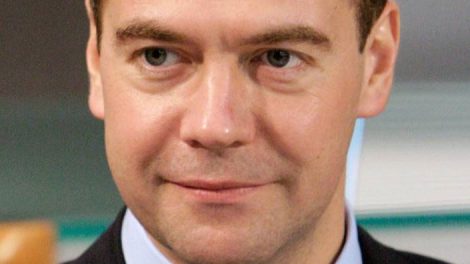 Дмитрий Медведев планирует подписать Национальную стратегию в интересах женщин.