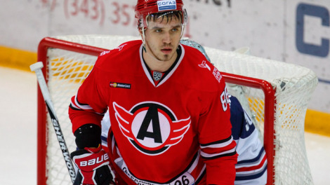 Никита Трямкин оставил ХК “Автомобилист” и уехал в Канаду