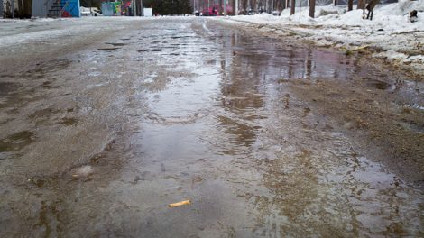 Службы благоустройства приступили к мойке улиц