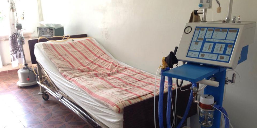 Путин разрешил посещение больных в реанимации