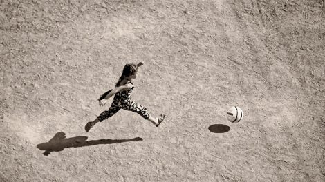 В Екатеринбурге в футбол сыграют около 14 тысяч человек