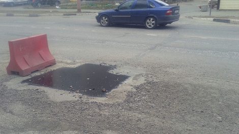 На ремонт дорог Свердловской области выделили 37 миллионов рублей