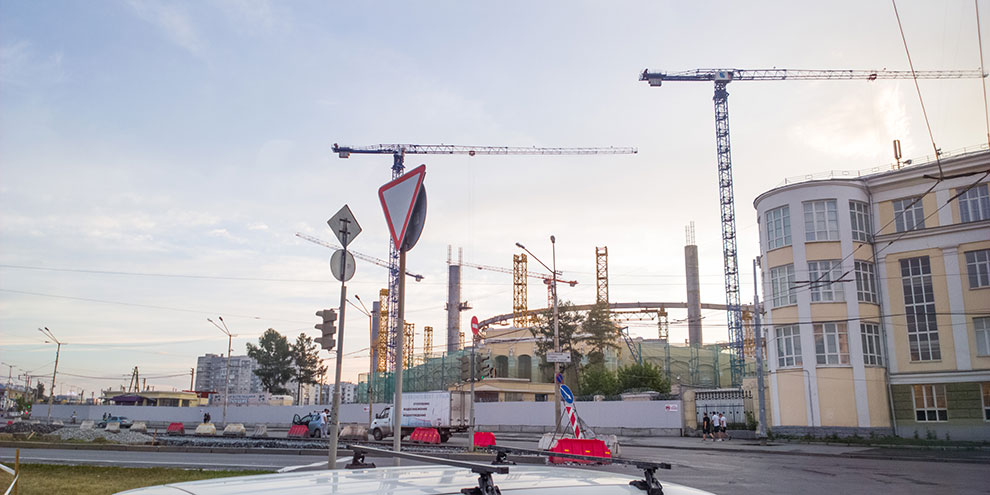 В Екатеринбурге запретили селфи на фоне Центрального стадиона