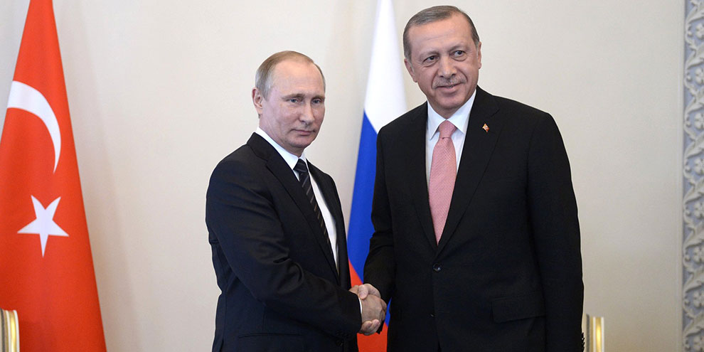 Владимир Путин: отношения с Турцией выходят на докризисный уровень