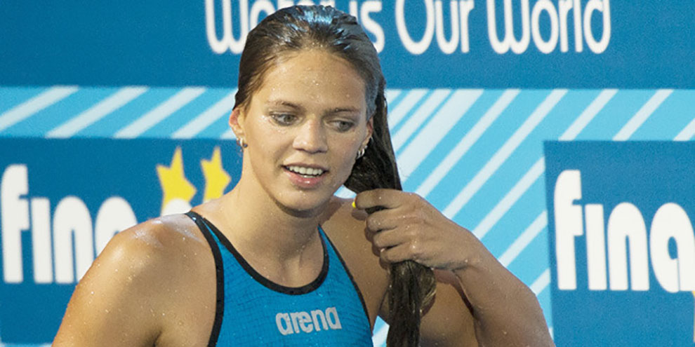 Ефимова завоевала серебро в плавании на 100 м брассом