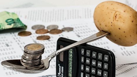 В России повысили прожиточный минимум до 9956 рублей