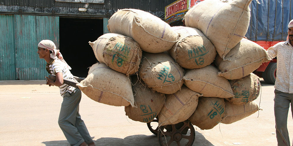 Роструд запустит мобильное приложение для жалоб на работодателя