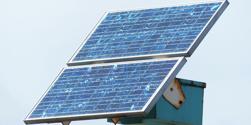 Остановочные комплексы оборудуют освещением на солнечных батареях