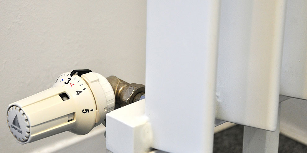 До 15 сентября тепло в дом придет не всем