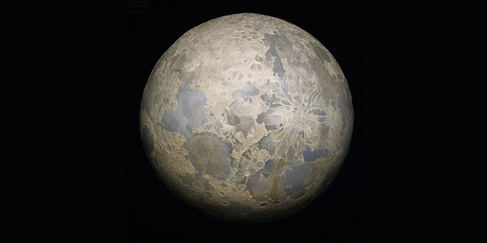 В эти выходные жители увидят на небе суперлуну