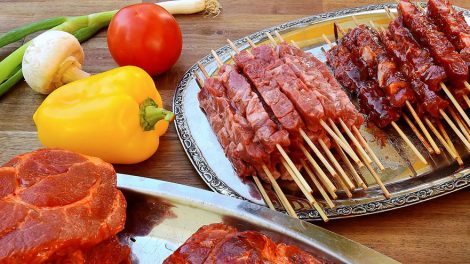 ВЦИОМ: В России выросли цены на продукты и услуги