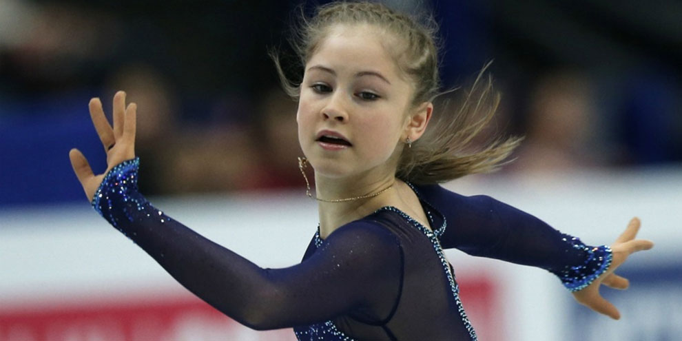 Юлия Липницкая стала третьей после короткой программы на Гран-при