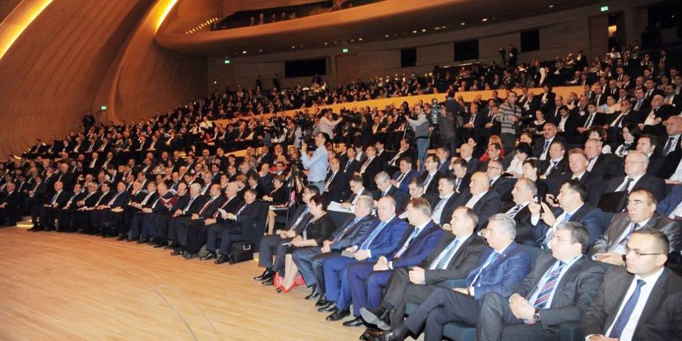 Россия и Азербайджан укрепят межрегиональное сотрудничество