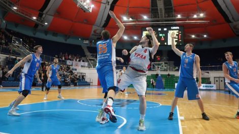 Баскетбольный клуб «Урал» позволил Спартаку одержать победу