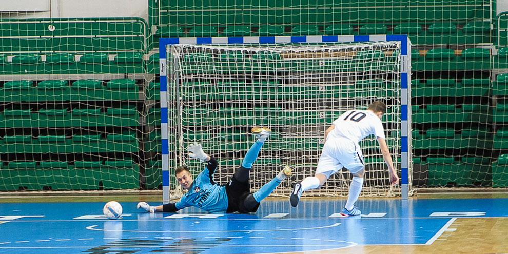 «Урал» проиграл «Синаре» в благотворительном матче