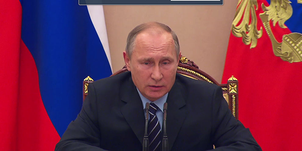 Путин поручил распространить единовременную выплату на военных пенсионеров