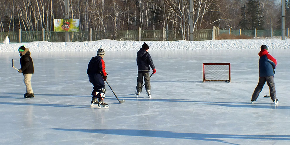 СК «Юность» открыл сезон массовых катаний