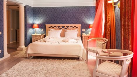 Обязательную сертификацию прошли чуть больше половины гостиниц Екатеринбурга