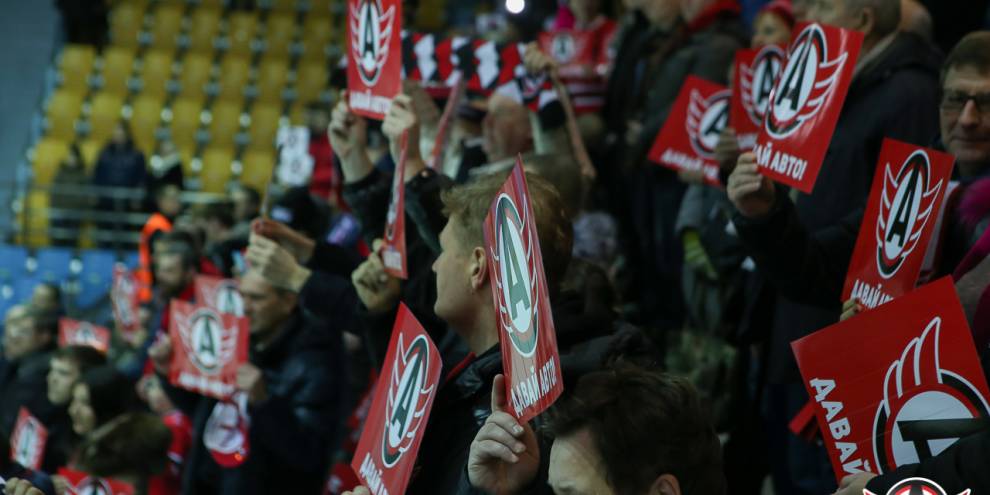 «Автомобилист» обыграл «Спутник»