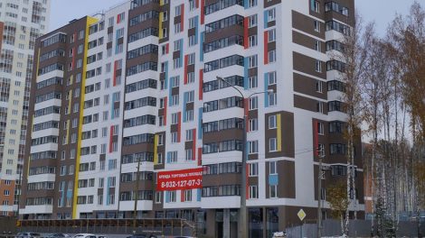 В Екатеринбурге сдали первый дом для бюджетников