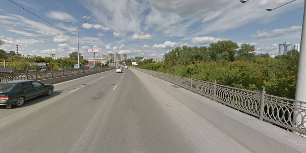 В Екатеринбурге отремонтируют мост на Токарей – Халтурина