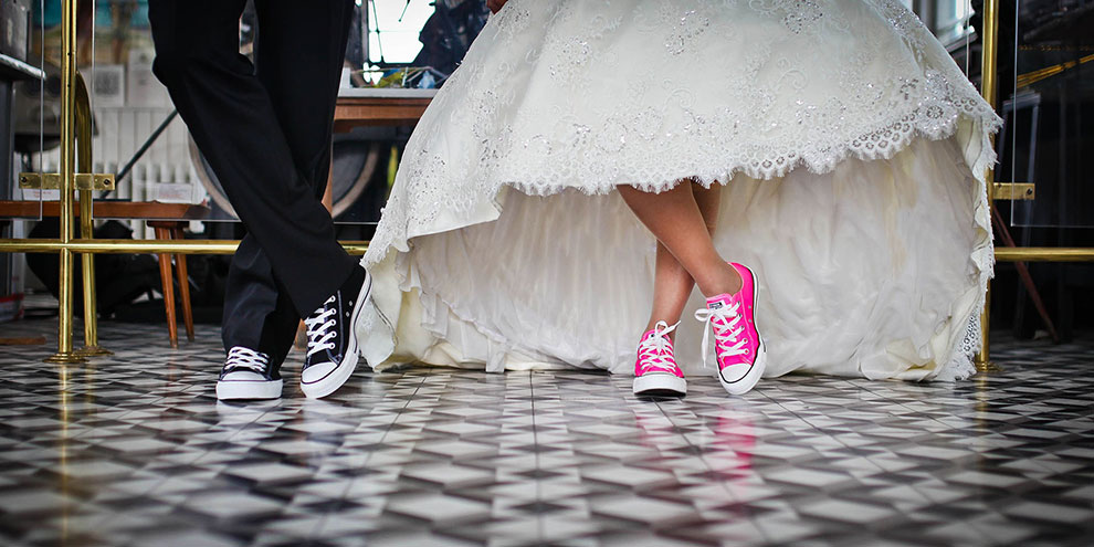 Жениться и разводиться теперь можно будет в интернете