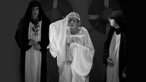 В Екатеринбурге стартовал новый проект «Театр в гостях у школы»