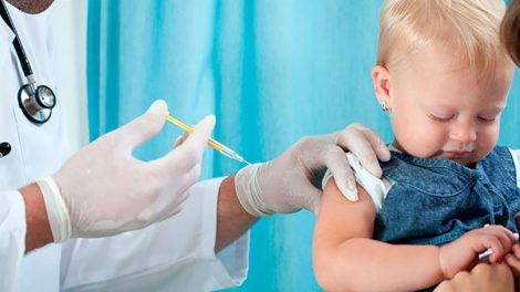 Непривитые от кори дети останутся без новогодних праздников