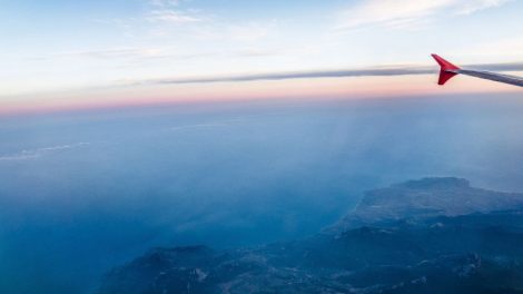 Екатеринбург вошел в тройку самых массовых поставщиков авиатуристов в Крым