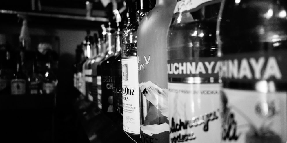 Минфин повысит минимальную цену на водку