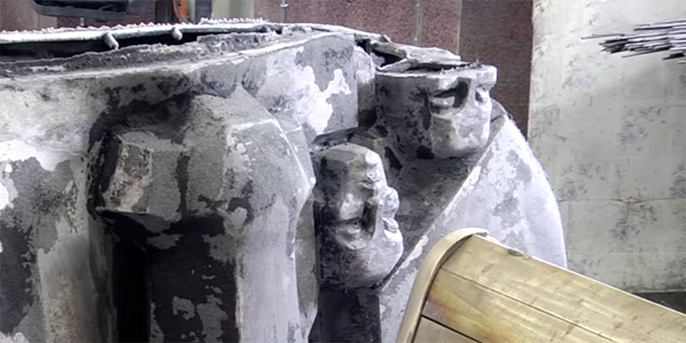 Эрнста Неизвестного отольют в бронзе по соседству с “Масками скорби”