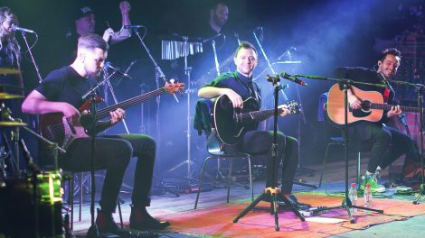 Группа «Звери» выступила в Tele-club’е с программой «Акустика. Лучшее» (ФОТО, ВИДЕО)