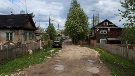 Екатеринбуржцы смогут жаловаться на дорожные ямы через мобильное приложение