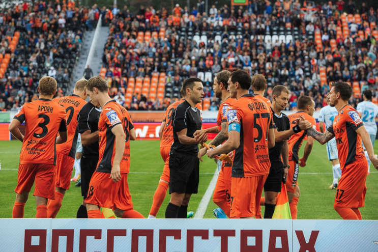 Урал прервал победную серию Зенита