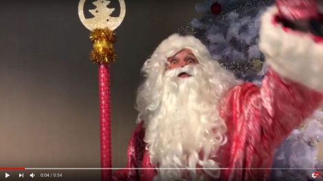 Дед Мороз принял вызов на баттл от Санта Клауса