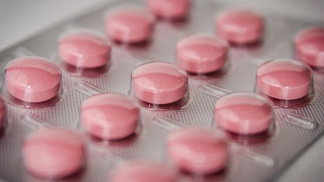 В России резко сократиться количество аптек