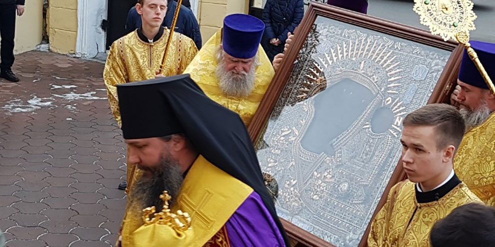 В Екатеринбург привезли чудотворную икону Божией Матери «Чимеевская»