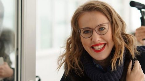 Собчак требует отмены регистрации Владимира Путина на выборах