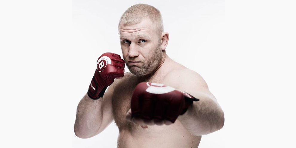 MMA: атлеты из России и США проведут в Екатеринбурге бой в присутствии Тайсона