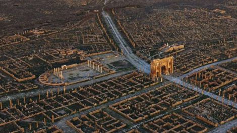 Фотовыставка Зеленые холмы Африки открылась в Екатеринбурге