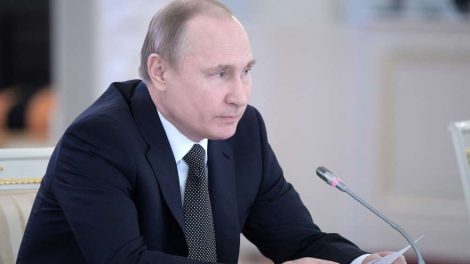 Владимир Путин пообещал в Екатеринбурге развернуть программу по улучшению городской среды