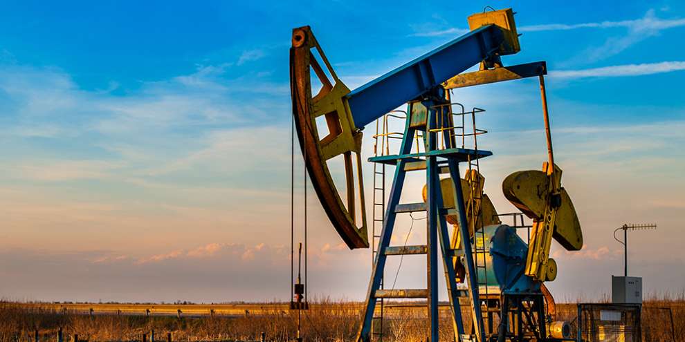 Российские власти приостановят рост цен на бензин