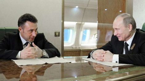 Игорь Холманских вернулся на Уралвагонзавод выполнять социальные проекты