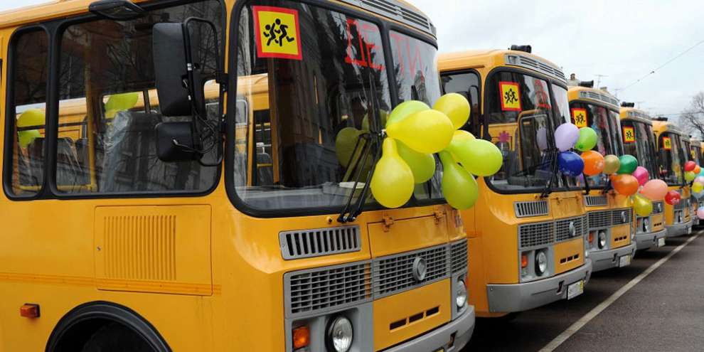 ГИБДД разрешит автобусам с детьми движение по ночам