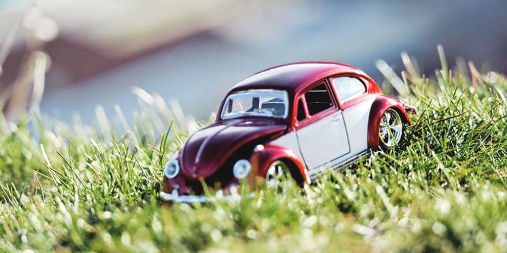 Штрафы за парковку на газонах отменены в Свердловской области