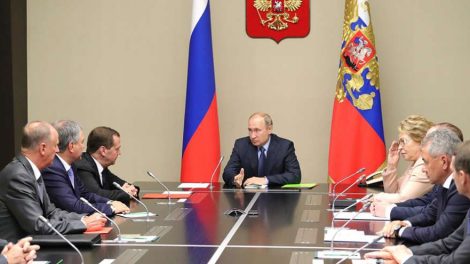 Путин произвёл кадровые изменения в руководстве МЧС России