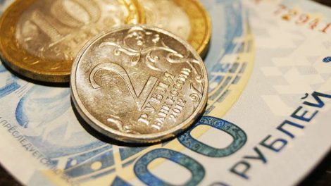 Повышение зарплат бюджетникам одобрило правительство