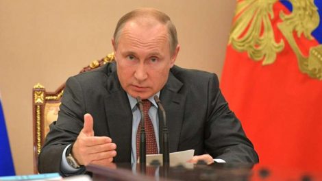 Путин продлил действие контрсанкций
