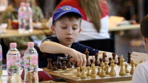 Юный екатеринбуржец победил в первенстве Европы по шахматам