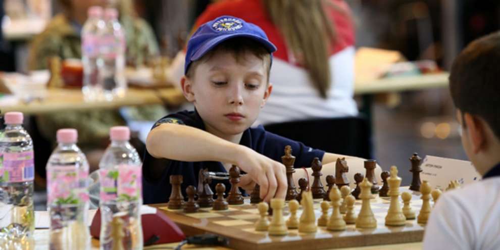 Юный екатеринбуржец победил в первенстве Европы по шахматам